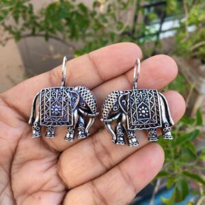 Sliver oxidised elephant hooks