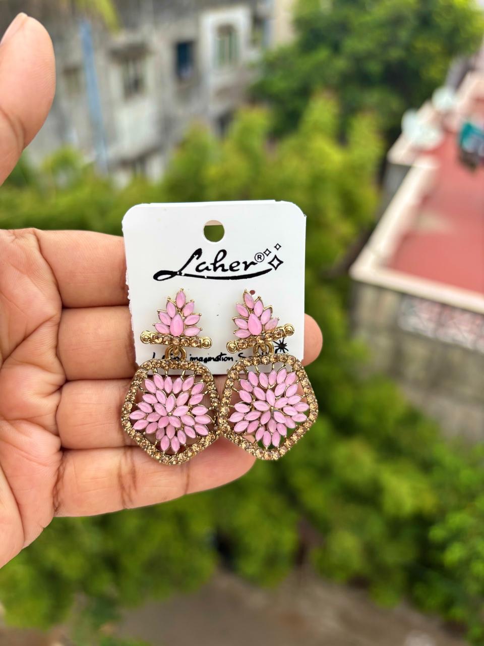 897b8f0c-54e0-4a94-a919-39e8024a7ead-2