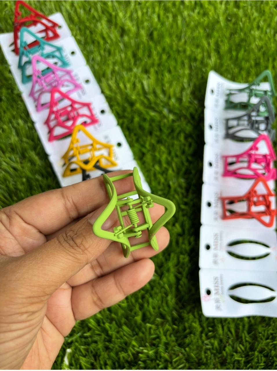 d8b518f5-28a4-4b86-80ca-c54ebe206ad1